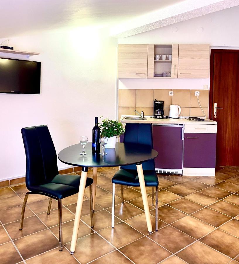 E & E Apartment Medulin Luaran gambar